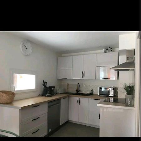 Duplex Refait A Neuf Dans Vieille Batisse Villa พุราเดส์ ภายนอก รูปภาพ